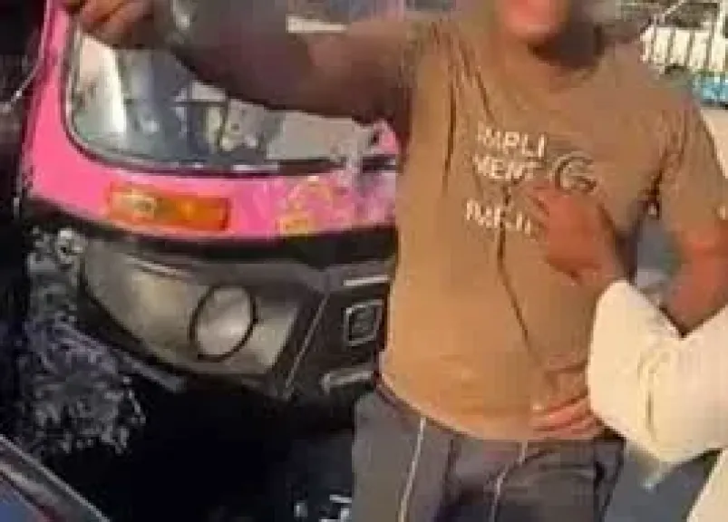 كشف ملابسات اعتداء قائد توك توك على سائق سيارة بالجيزة