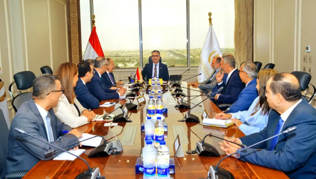 وزير التموين  يلتقي الرئيس التنفيذي للقطاع المؤسسي بشركة “إي أند مصر”