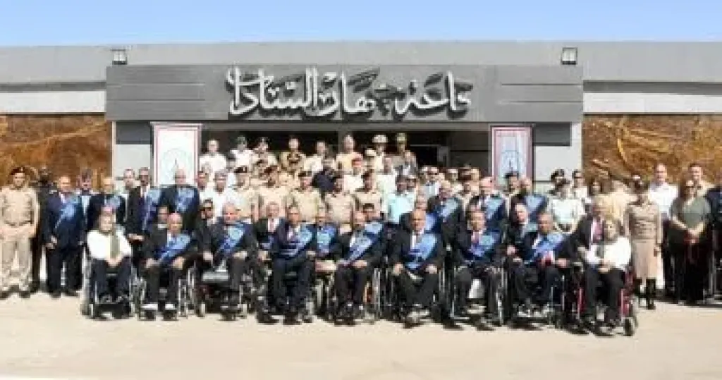القوات المسلحة تنظم معرضا فنيا لإبداعات المحاربين القدماء