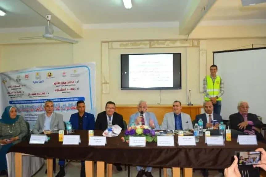 كلية الحقوق بجامعة أسيوط تنظم ندوة توعوية حول ”مكافحة انتشار المخدرات