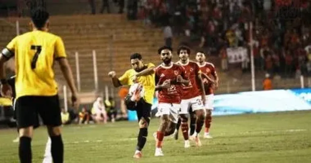 19 هدفاً و31 إنذاراً و3 حالات طرد فى ملخص الجولة الـ10 بالدورى