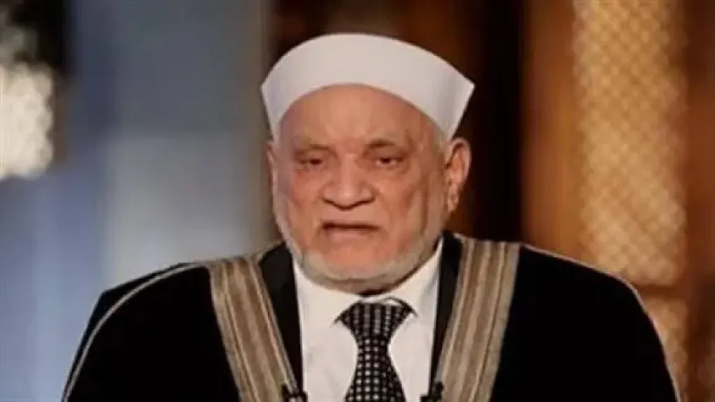 الدكتور احمد عمر هاشم