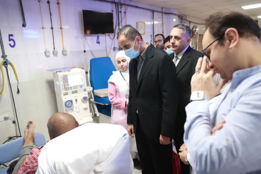 نائب وزير الصحة يحيل مقصرين للتحقيق ويدعم مستشفيات كفر الشيخ خلال جولة مفاجئة