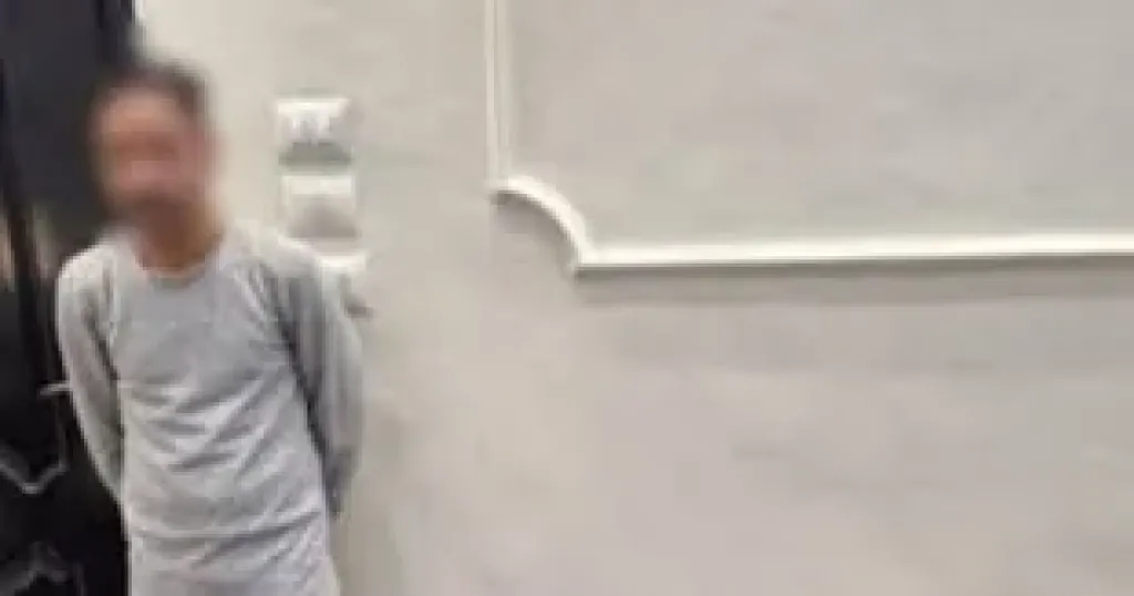 ضبط صاحب محل بالقليوبية يبيع أجهزة "ريسيفر"