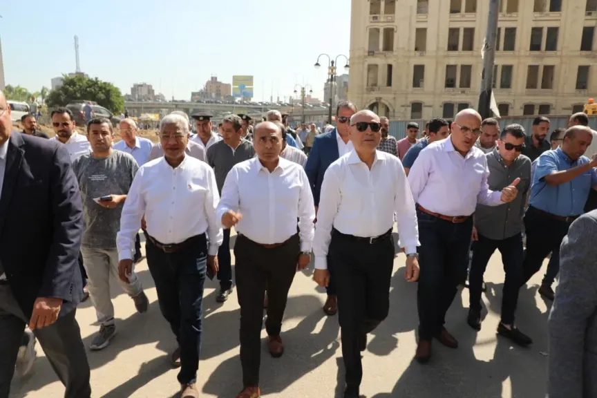 محافظ القاهرة يتابع لليوم الثاني إزالة المواقف العشوائية من ميدان رمسيس