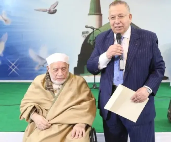 السيد الشريف نقيب السادة الأشراف ينعى العالم الجليل الدكتور أحمد عمر هاشم