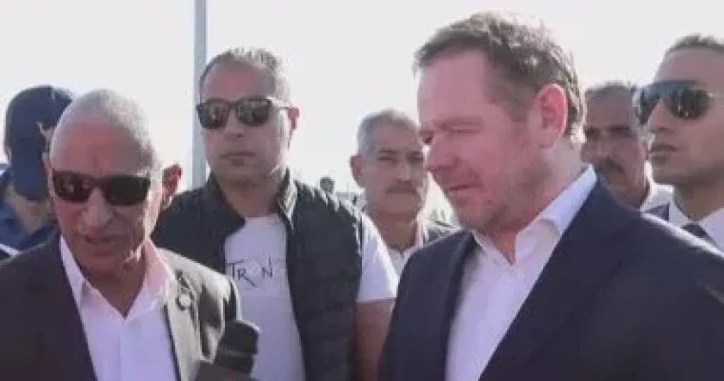 وزير الخارجية الهولندى يزور معبر رفح ويشيد بجهود مصر الإنسانية