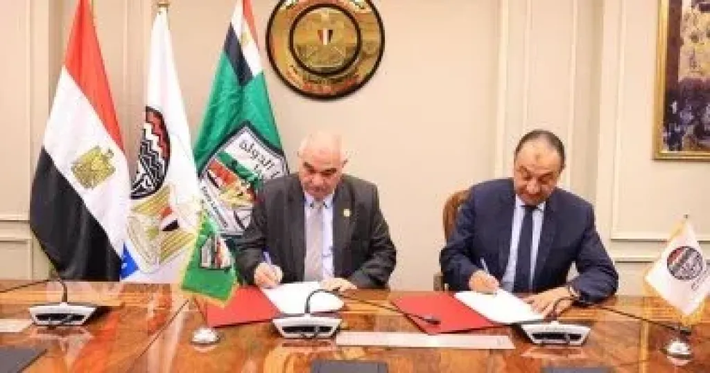 رئيس هيئة قضايا الدولة يوقع بروتوكول تعاون مع وزير قطاع الأعمال العام