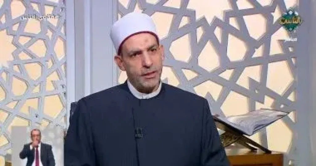 على فخر ينعى الدكتور أحمد عمر هاشم: ”تفانى فى خدمة السنة النبوية”