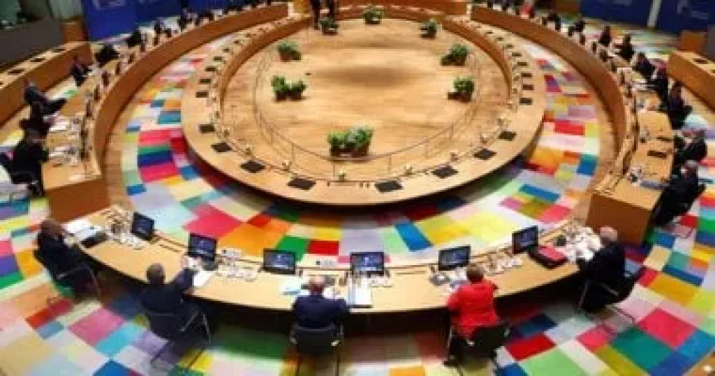 لوبوان: أوروبا تغلق حدودها أمام الصلب الصينى لإنقاذ الوظائف