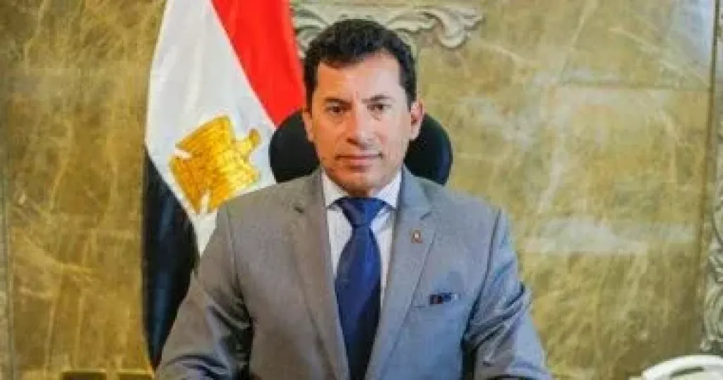أشرف صبحى: سنستمر فى تحقيق النتائج الإيجابية بكأس العالم ونعمل على حل السلبيات