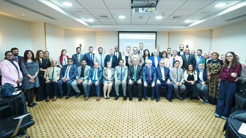 رئيس هيئة الرعاية الصحية يختتم ورشة عمل استراتيجية الهيئة 2025–2032 بعد عام ونصف من العمل المشترك مع شركاء دوليين