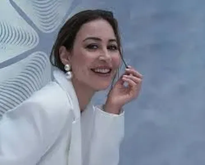 منة شلبي تكشف الوضع الصحي لوالدتها وترد على أنباء ارتباطها