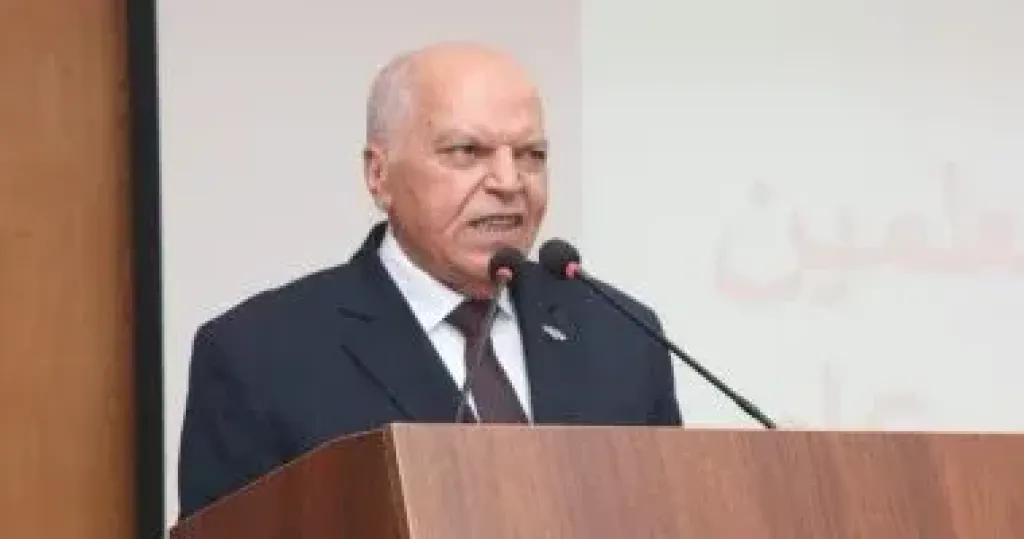 نقيب المعلمين يشيد بدور مصر والرئيس السيسى فى التوصل لاتفاق غزة