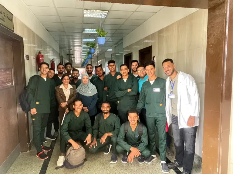 مستشفى القلب بجامعة أسيوط يعقد لقاءا تعريفيا لطلاب امتياز المعهد