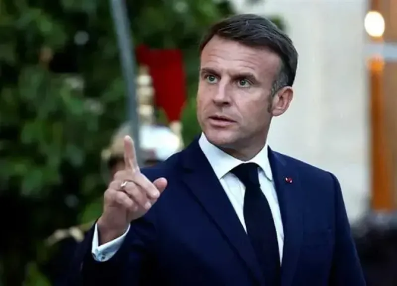 الاستخبارات الروسية: ماكرون يسعى لتدخل عسكرى مباشر فى أوكرانيا الاستخبارات الروسية: ماكرون يسعى لتدخل عسكرى مباشر فى أوكرانيا