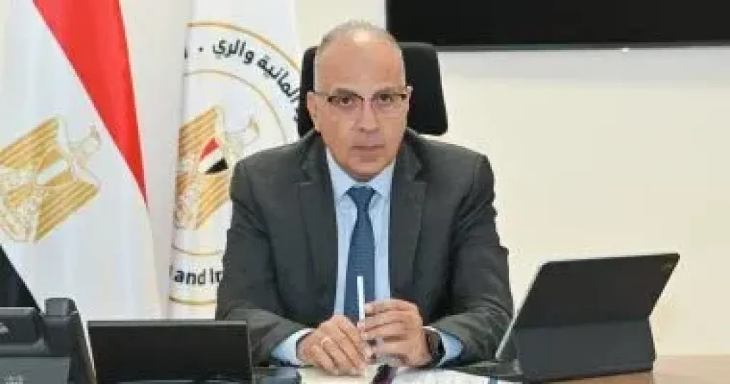 وزير الري 