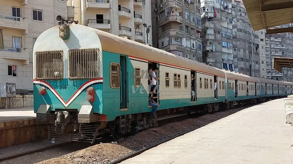 تحويل خط سكك حديد أبو قير إلى مترو كهربائي