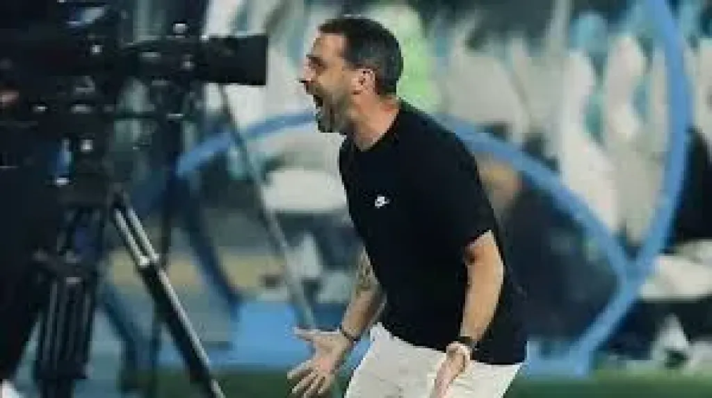 فيريرا يفاضل بين الجزيرى وعمرو ناصر لقيادة هجوم الزمالك أمام ديكيداها