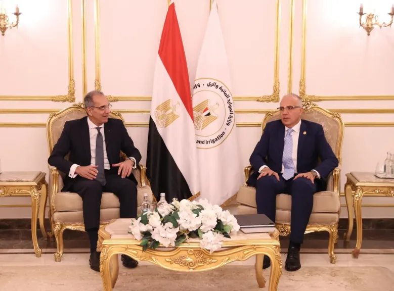 وزير الاتصالات: التكنولوجيا أصبحت أداة الدولة لضمان كفاءة توزيع المياه وتخطيط المواسم الزراعية