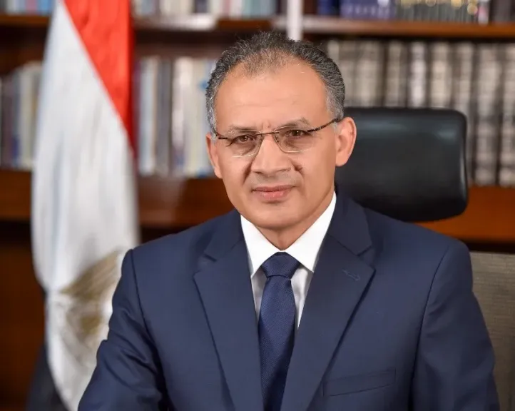 فايز فرحات: قمة شرم الشيخ لحظة تاريخية تتوج الجهد المصري في دعم القضية الفلسطينية