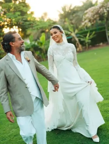 هادي الباجوري يحتفل بعقد قرانه على الفنانة الشابة هايدي خالد