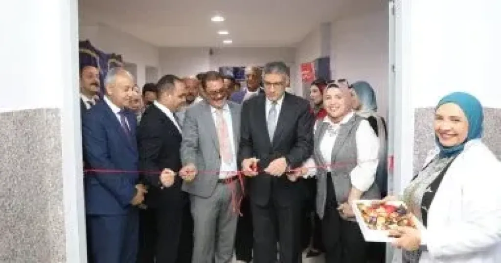 محافظ الجيزة يفتتح وحدة الرعاية المتوسطة والداخلى بمستشفى أكتوبر المركزى