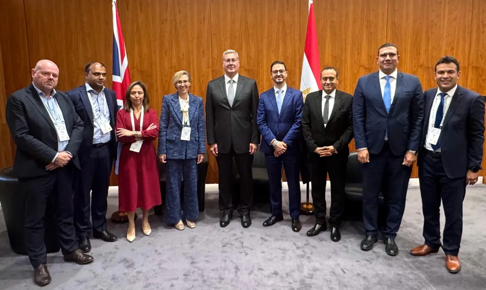 سينوك الصينية تخطط لأول استثمار في مصر ولقاءات مكثفة لوزير البترول بلندن لتعزيز الشراكات الدولية