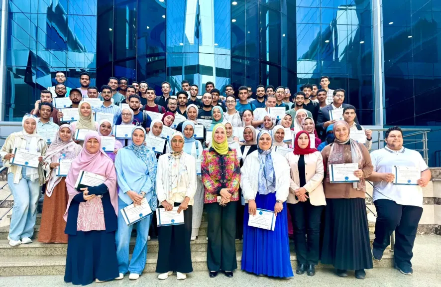 معهد بحوث الإلكترونيات يُدرّب 1000 طالب بالشراكة مع هواوي لتأهيل كوادر تكنولوجية متخصصة”