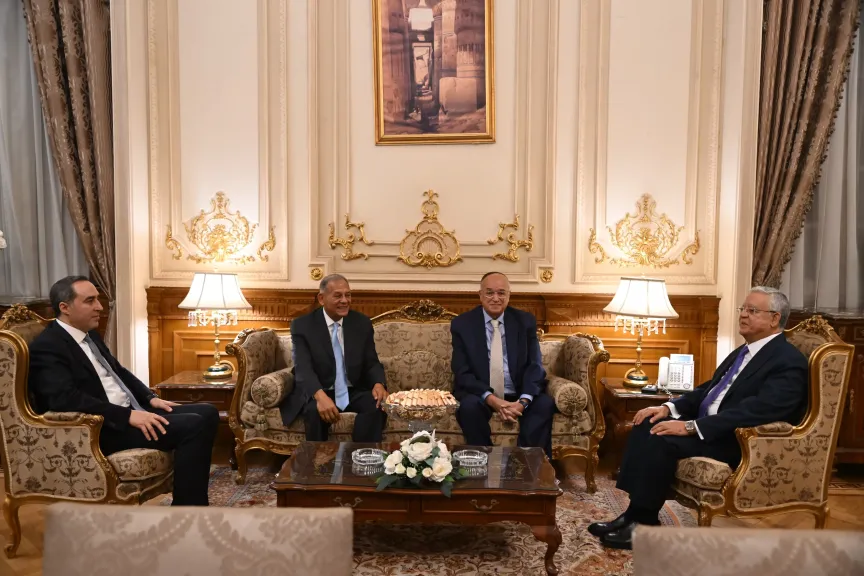 المستشار الدكتور حنفي جبالي رئيس مجلس النواب يستقبل السفير د. محمود كارم رئيس المجلس القومي لحقوق الإنسان