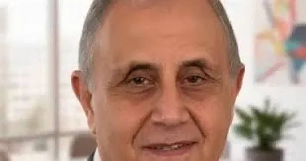 عاطف ديوان المرشح لرئاسة النادي : أتطلع لإعادة أمجاد الشمس وإنشاء فرع في المناطق الجديدة