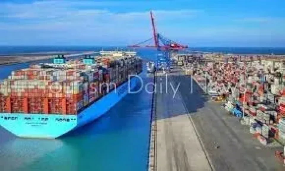 تداول 29 سفينة للحاويات والبضائع العامة بميناء دمياط