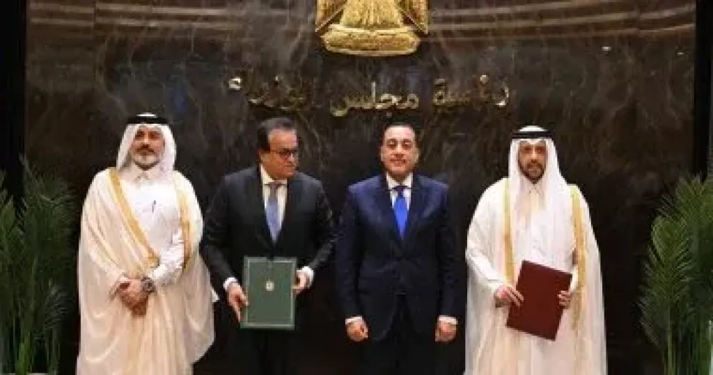 رئيس الوزراء يشهد توقيع مذكرة تفاهم بين مصر وقطر للتعاون فى المجال الصحى