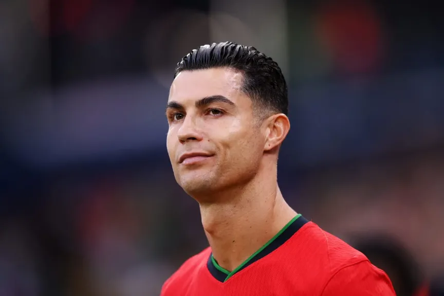 كريستيانو رونالدو مجددًا على رأس قائمة فوربس لأعلى لاعبي كرة القدم أجرا
