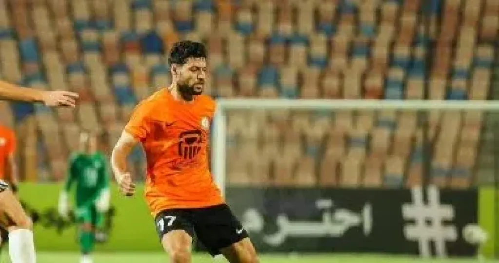 مصطفى شلبى لاعب البنك الأهلى