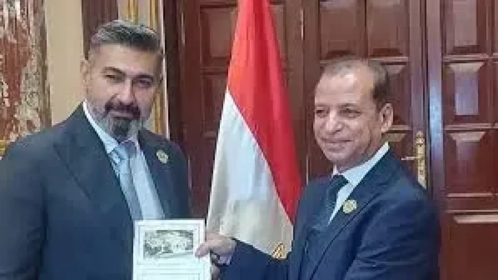 ياسر جلال بعد أداء اليمين الدستورية عضوًا بالشيوخ: ربنا يقدرنا ونخدم البلد