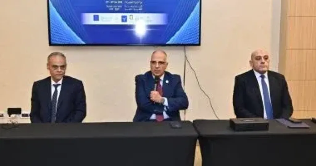 وزير الرى: تطبيق العدالة فى تحفيز العاملين وصرف مكافأة التميز غير الاعتيادى