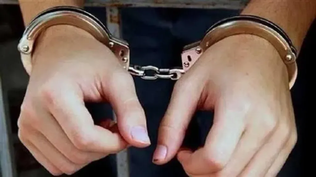 حبس بلوجر وصديقه بتهمة نشر فيديوهات منافية للآداب في القاهرة