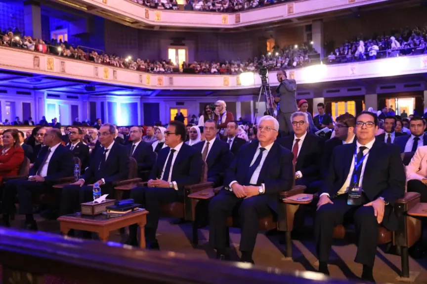 جامعة القاهرة تطلق مؤتمرها الدولي الأول للذكاء الاصطناعي بمشاركة وزارية ودولية واسعة