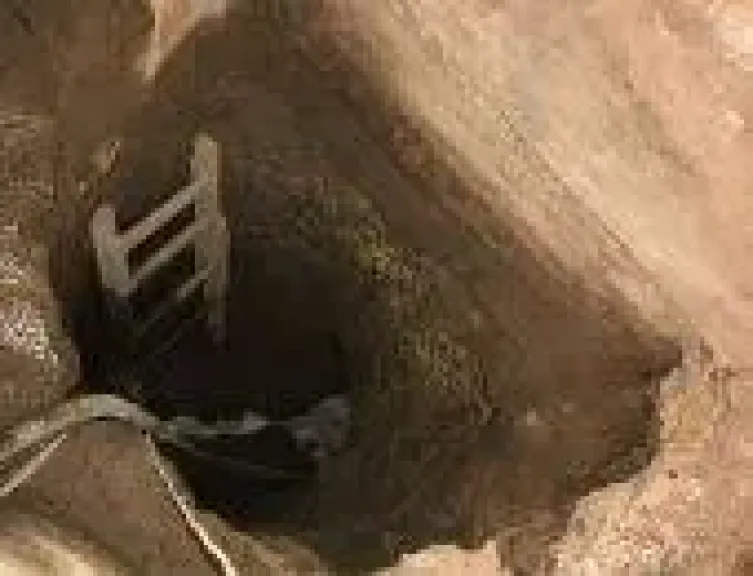 التفاصيل الكاملة لمصرع شخصين أثناء التنقيب عن كنز أثرى في الصف