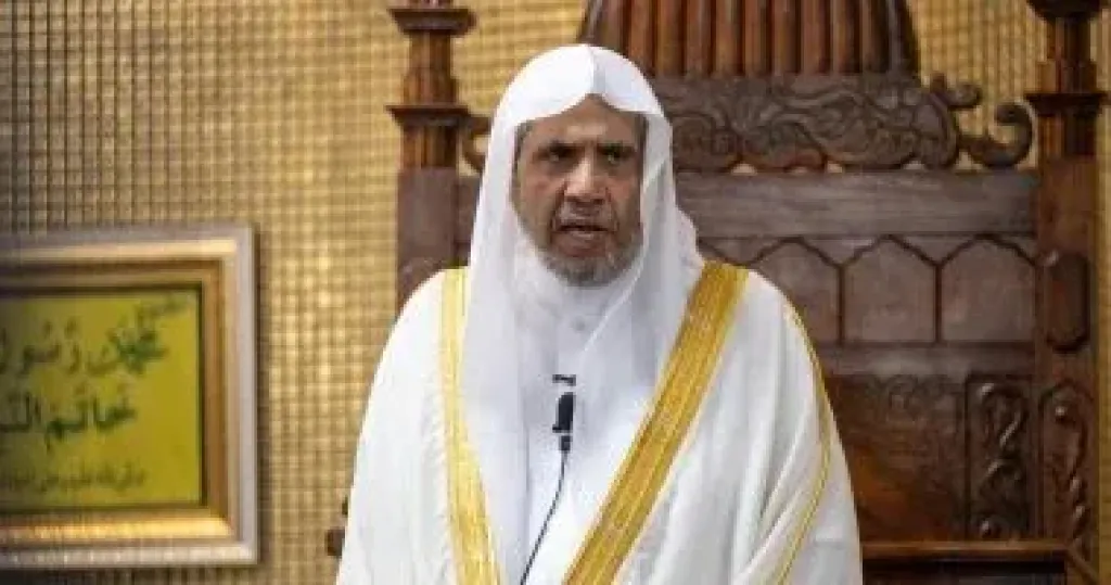 د. العيسى يُلقي خطبة الجمعة في جامع البرلمان ومجلس الشيوخ في باكستان