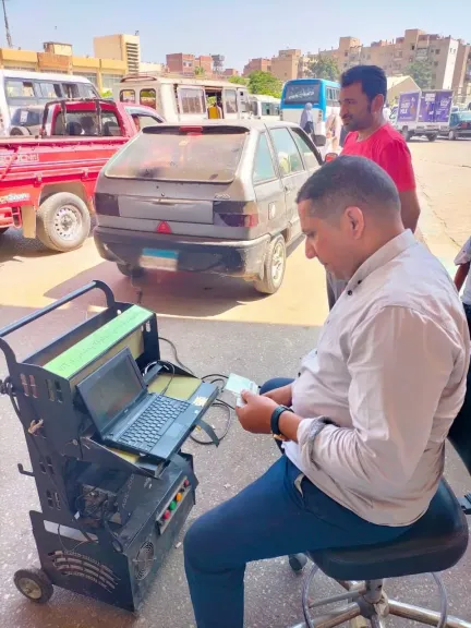 لجان ميدانية لفحص عوادم السيارات والحد من مصادر التلوث وفحص ٢٠٣٤ سيارة بالبحيرة