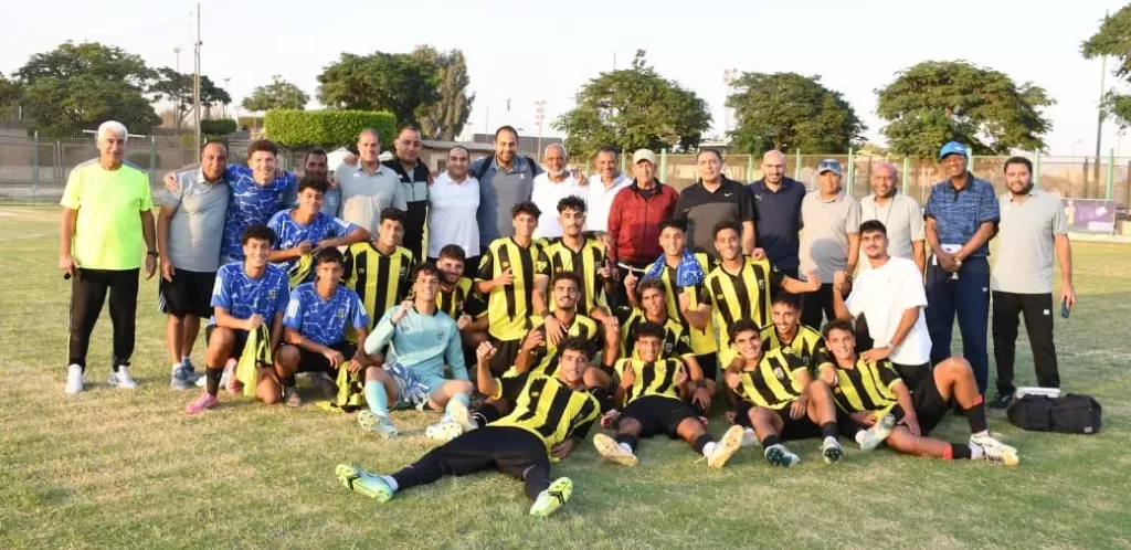 الجهاز الفني للفريق الأول بالمقاولون العرب يتابع مباراة الشباب أمام سيراميكا كليوباترا
