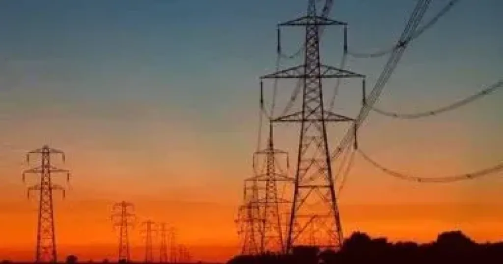 انقطاع التيار الكهربائي عن 10 قرى وتوابعهم في 7 مراكز بكفرالشيخ لمدة 5 ساعات