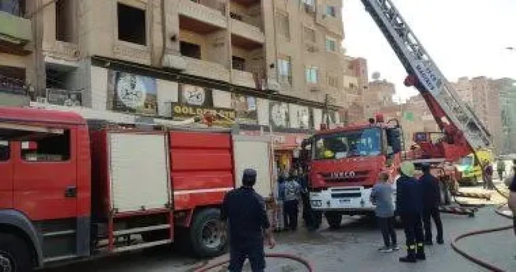 إخماد حريق داخل شقة سكنية فى العجوزة دون إصابات