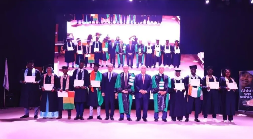 وزير التعليم العالي يشهد حفل تخرج الدفعة (19) من جامعة سنجور بالإسكندرية