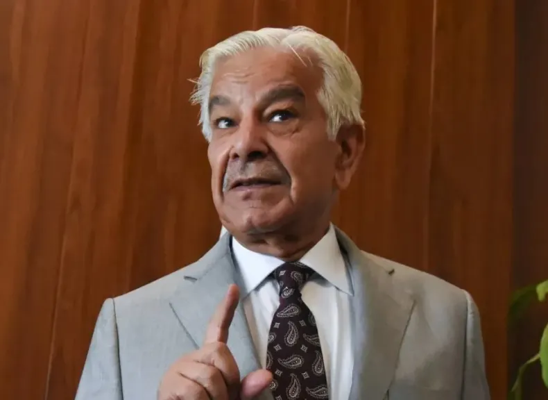 وزير الدفاع الباكستاني: أمننا وسيادتنا خط أحمر لا يمكن التهاون فيه