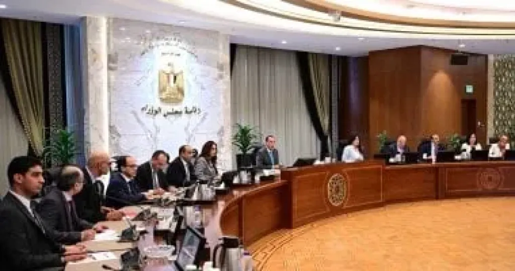 رئيس الوزراء يتابع جهود تعظيم الاستفادة سياحيًا من مسار العائلة المقدسة