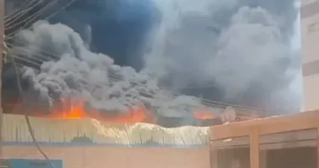 السيطرة على حريق في حوش منزل بقنا ونفوق بعض رؤس الماشية