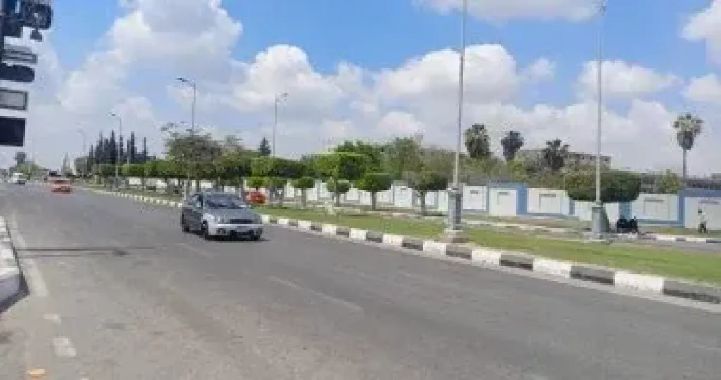 غلق طريق الإسكندرية القاهرة الصحراوى بسبب الشبورة الكثيفة بطريق محور أبو ذكرى